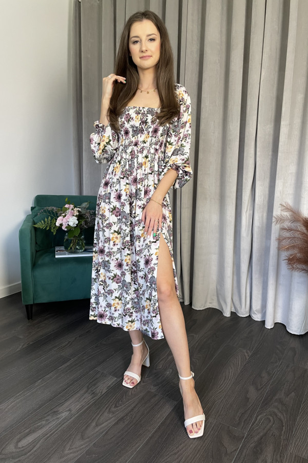 Sukienka wiskozowa z rozcięciem w kwiaty MARRY 10