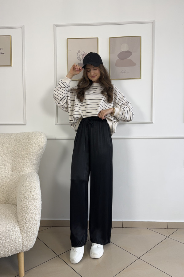 Bluza oversize w czarne paski VOGUE 4