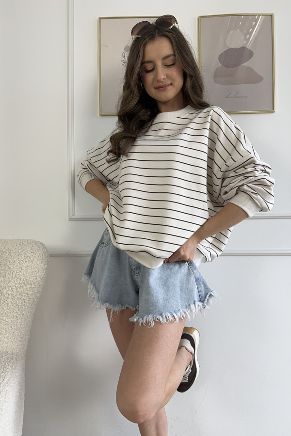 Bluza oversize w czekoladowe paski VOGUE 1