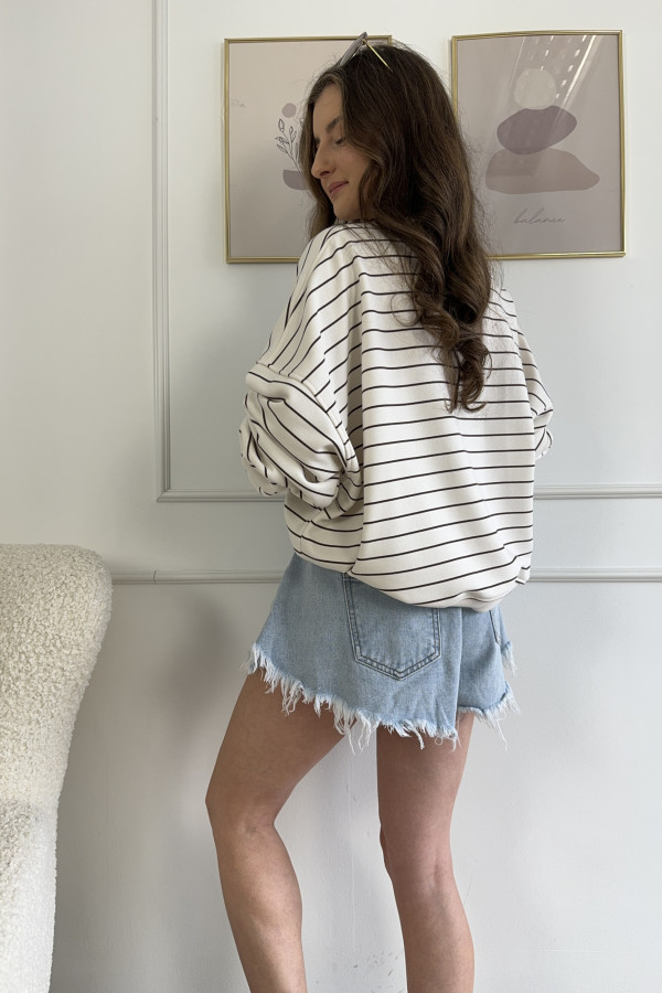 Bluza oversize w czekoladowe paski VOGUE 2