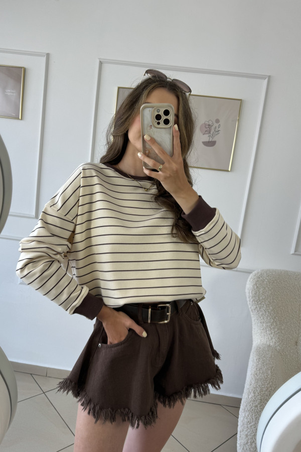 Bluza o kroju oversize cienkie paski na budyniowym tle FERRA 3