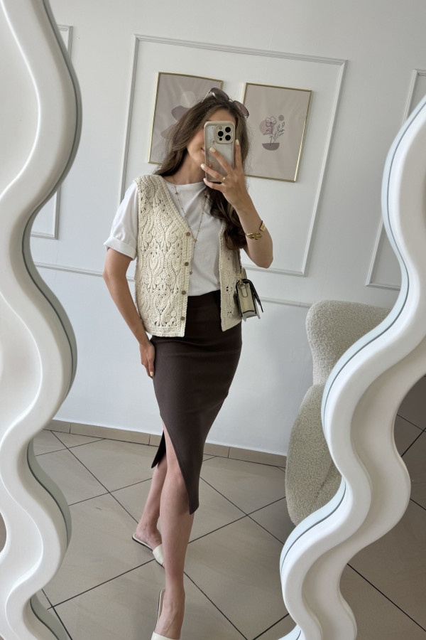 Spódnica prążkowana z rozcięciem czekolada ADA 4