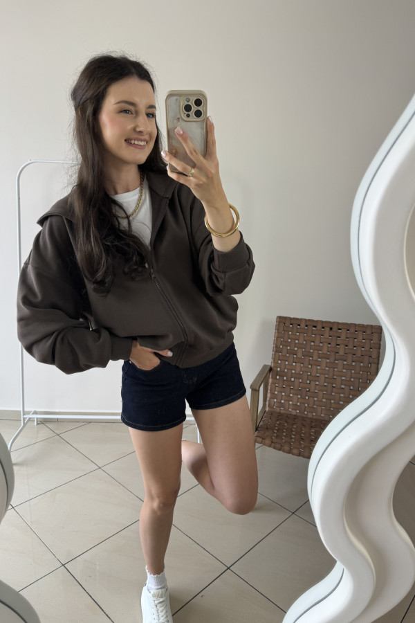 Bluza oversize z kapturem zapinana na zamek czekoladowa ALBA 4