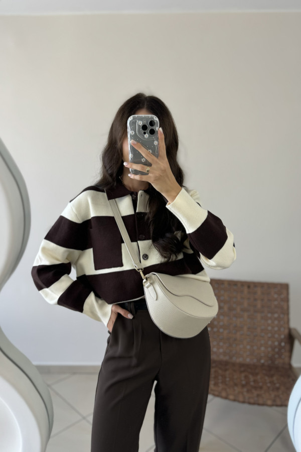 Sweter w czekoladowo-śmietankowe paski z kieszonką COZY 3