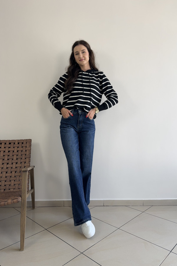 Sweter w paski z kapturem czarny CASUAL 4