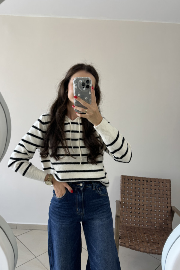 Sweter w paski z kapturem śmietankowy CASUAL 4
