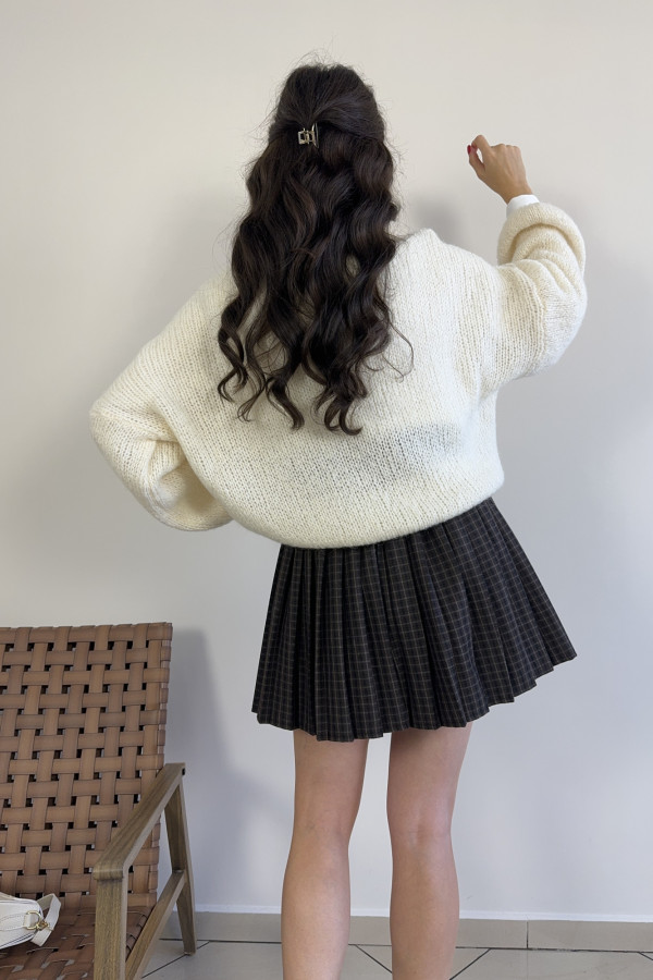 Sweter oversize z balonowymi rękawami śmietankowy CANZAS 2