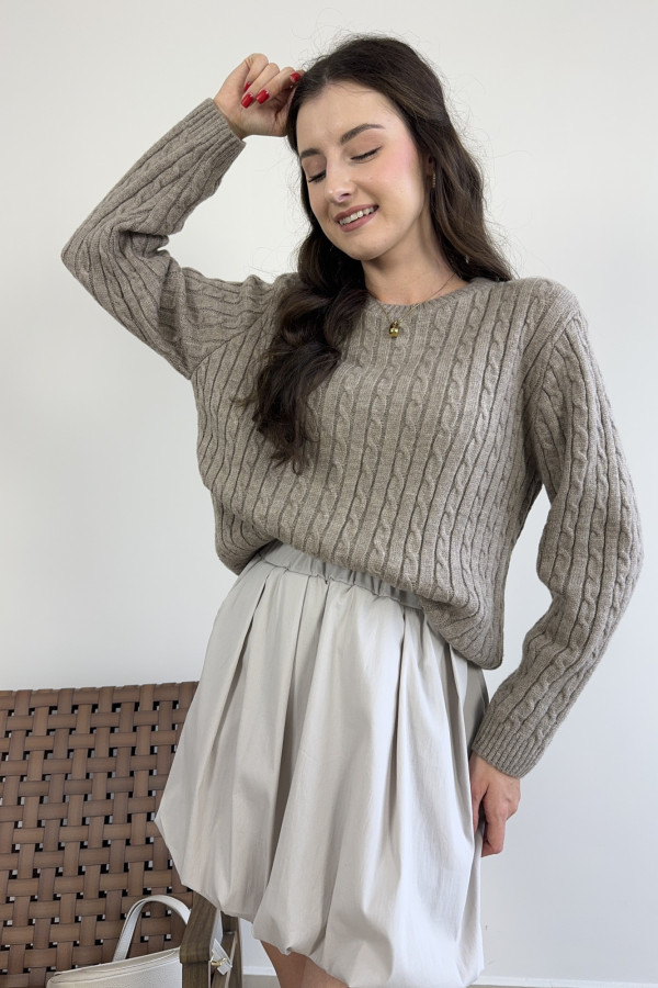 Sweter o warkoczykowym splocie z moherem i wełną beżowy FIGO