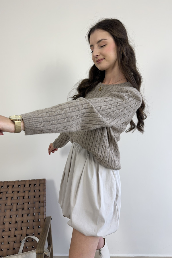 Sweter o warkoczykowym splocie z moherem i wełną beżowy FIGO 1