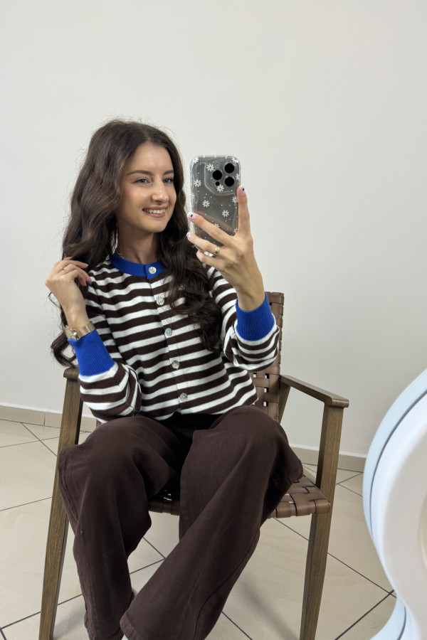 Sweter z niebieskimi obszyciami w paski 35% wełna BLUE ACCENT 5