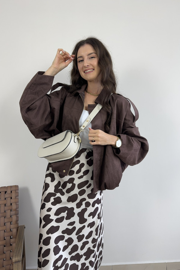 Kurtka czekoladowa o kroju oversize TREND 3