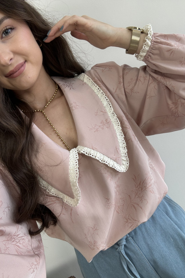 Bluzka z kołnierzykiem jasnoróżowa 100% wiskoza CLARA