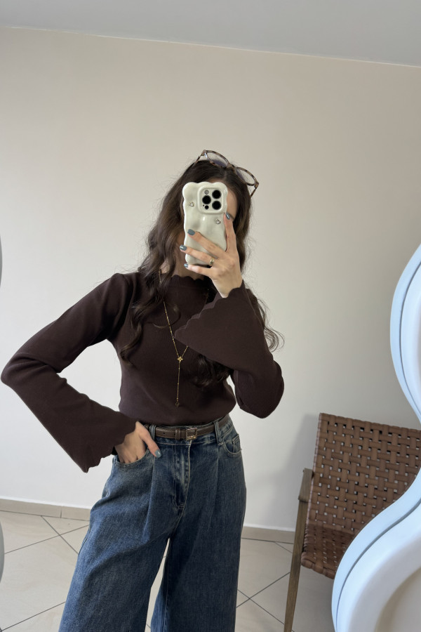 Bluzka z rękawami typu dzwonek czekoladowa AMELIE 3