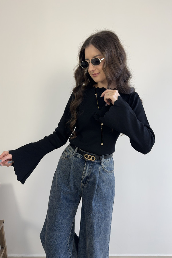 Bluzka z rękawami typu dzwonek czarna AMELIE 4